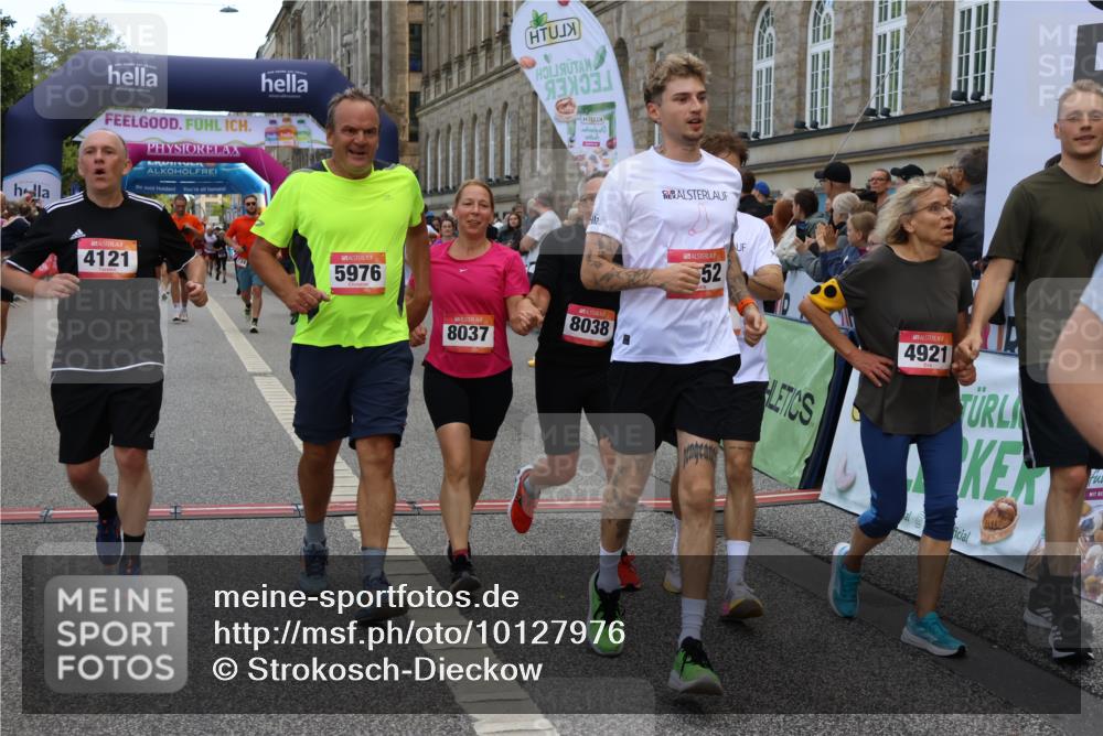06.09.2026 - CURREX Alsterlauf Strokosch-Dieckow http://msf.ph/oto/10127976 06.09.2026 10:01:42 Ziel 2249, 2385, 2496, 2733, 2977, 3115, 3544, 3563, 4067, 4073, 4121, 4259, 4551, 4552, 4608, 4638, 4921, 5106, 5186, 5192, 5388, 5429, 5669, 5734, 5918, 5976, 6114, 8037, 8038, 8062 meine-sportfotos.de
