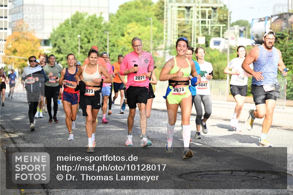 06.09.2026 - CURREX Alsterlauf Dr. Thomas Lammeyer http://msf.ph/oto/10128017 06.09.2026 09:48:12 Laufen 5829, 4382, 368, 973, 2071, 2974, 5847, 4696, 58, 3 meine-sportfotos.de