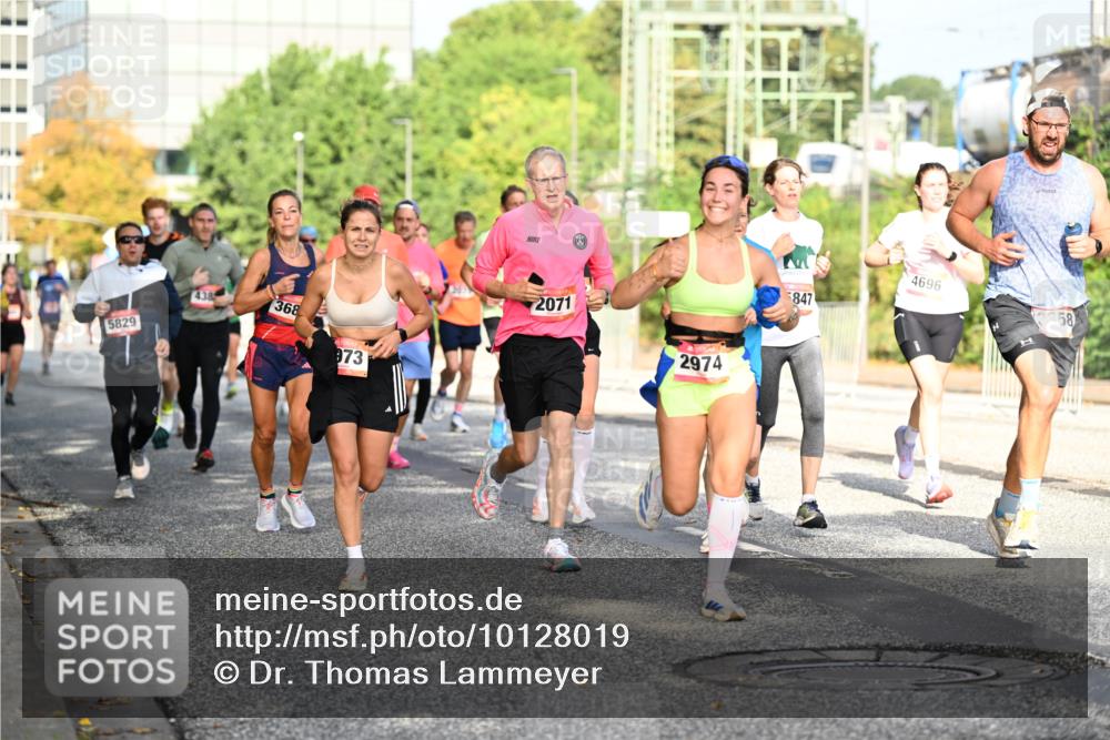 06.09.2026 - CURREX Alsterlauf Dr. Thomas Lammeyer http://msf.ph/oto/10128019 06.09.2026 09:48:12 Laufen 438, 5829, 368, 973, 2071, 2974, 847, 4696, 58 meine-sportfotos.de