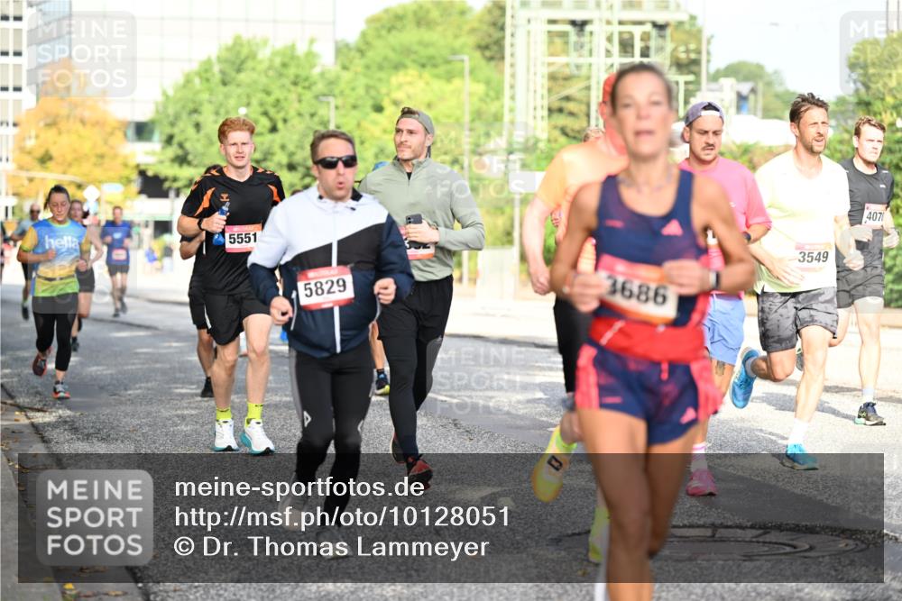 06.09.2026 - CURREX Alsterlauf Dr. Thomas Lammeyer http://msf.ph/oto/10128051 06.09.2026 09:48:15 Laufen 5551, 5829, 3686, 3549, 4070 meine-sportfotos.de