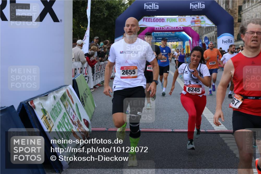 06.09.2026 - CURREX Alsterlauf Strokosch-Dieckow http://msf.ph/oto/10128072 06.09.2026 09:49:00 Ziel 2067, 2655, 2693, 3009, 3074, 3533, 4579, 4785, 5034, 5378, 5400, 5929, 5992, 6041, 6124, 6236, 6245 meine-sportfotos.de