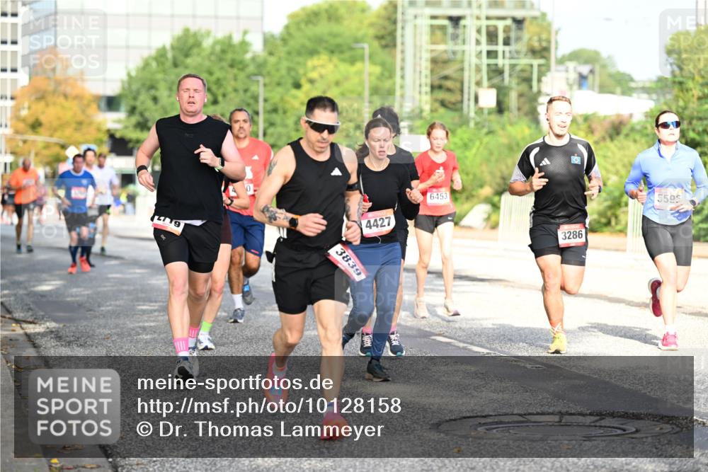 06.09.2026 - CURREX Alsterlauf Dr. Thomas Lammeyer http://msf.ph/oto/10128158 06.09.2026 09:48:32 Laufen 4427, 6453, 3839, 3286, 559 meine-sportfotos.de