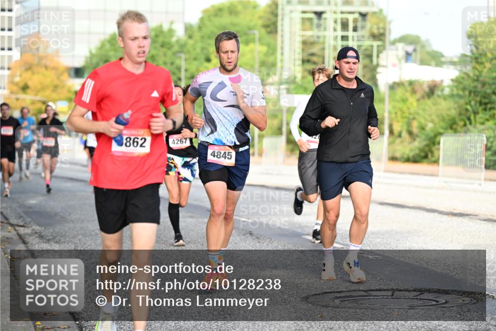 06.09.2026 - CURREX Alsterlauf Dr. Thomas Lammeyer http://msf.ph/oto/10128238 06.09.2026 09:48:44 Laufen 862, 4267, 4845 meine-sportfotos.de