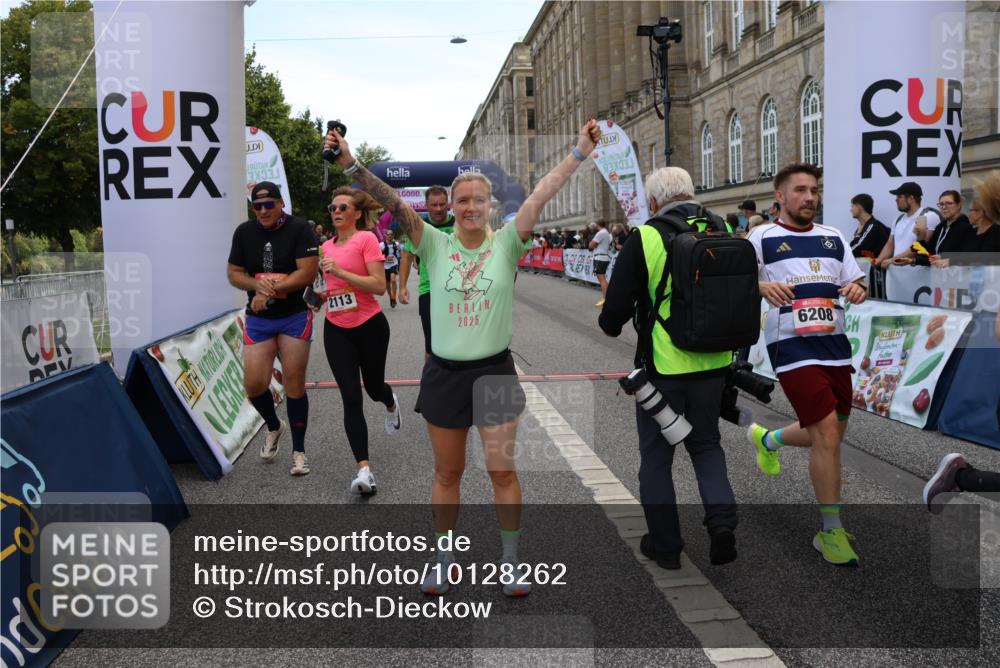 06.09.2026 - CURREX Alsterlauf Strokosch-Dieckow http://msf.ph/oto/10128262 06.09.2026 10:02:03 Ziel 2113, 2775, 3090, 3547, 3585, 3883, 4127, 5013, 5265, 5466, 5485, 5769, 5899, 6208, 8096 meine-sportfotos.de