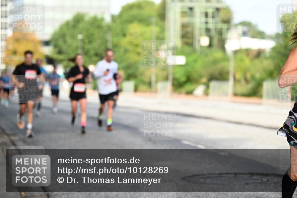 06.09.2026 - CURREX Alsterlauf Dr. Thomas Lammeyer http://msf.ph/oto/10128269 06.09.2026 09:48:47 Laufen  meine-sportfotos.de