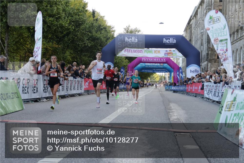 06.09.2026 - CURREX Alsterlauf Yannick Fuchs http://msf.ph/oto/10128277 06.09.2026 09:36:42 Ziel 26, 2813, 4032, 5340, 5375, 5444, 5490, 5972, 6306 meine-sportfotos.de