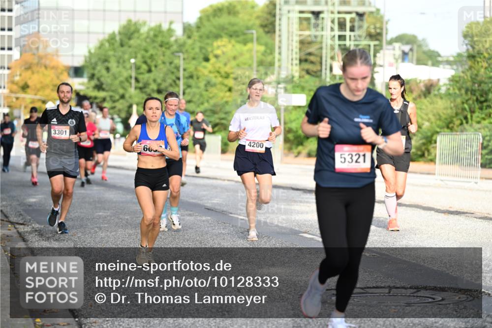 06.09.2026 - CURREX Alsterlauf Dr. Thomas Lammeyer http://msf.ph/oto/10128333 06.09.2026 09:48:55 Laufen 3301, 60, 4200, 5321 meine-sportfotos.de