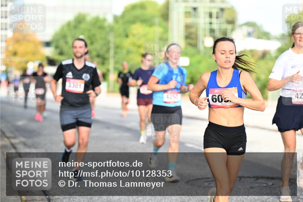06.09.2026 - CURREX Alsterlauf Dr. Thomas Lammeyer http://msf.ph/oto/10128353 06.09.2026 09:48:57 Laufen 3301, 60, 42 meine-sportfotos.de