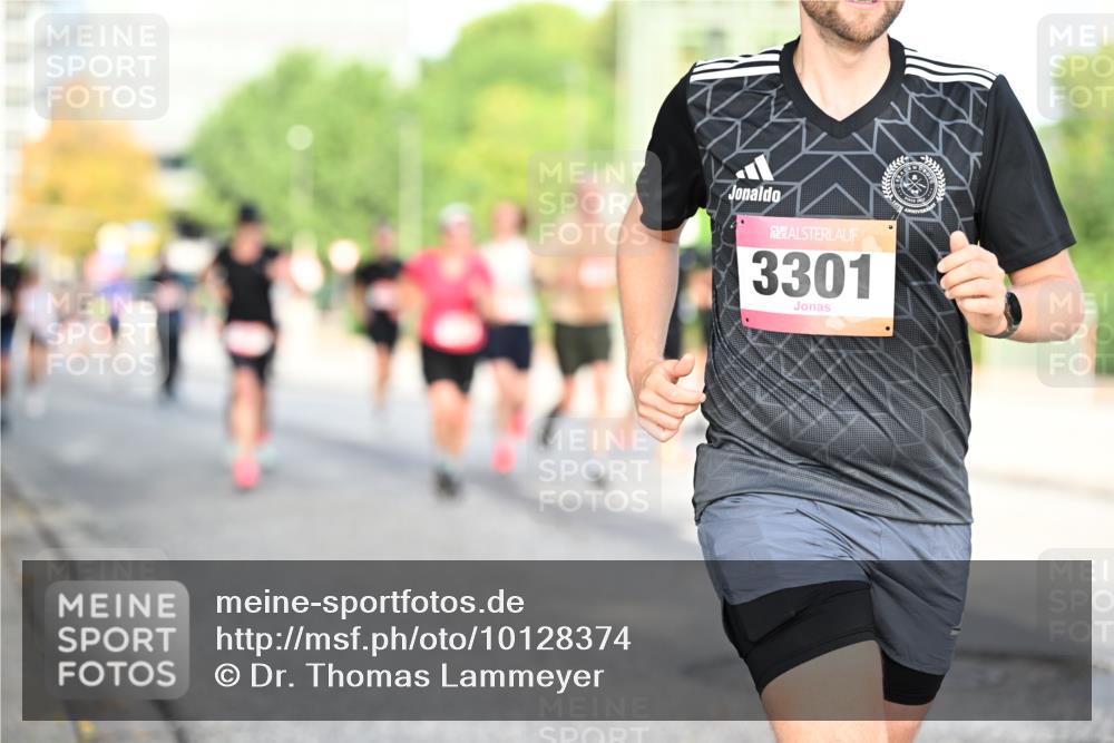 06.09.2026 - CURREX Alsterlauf Dr. Thomas Lammeyer http://msf.ph/oto/10128374 06.09.2026 09:49:00 Laufen 3301 meine-sportfotos.de