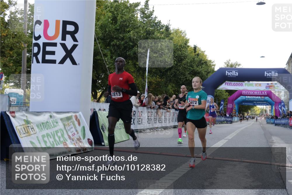 06.09.2026 - CURREX Alsterlauf Yannick Fuchs http://msf.ph/oto/10128382 06.09.2026 09:36:45 Ziel 26, 2813, 5340, 5375, 5444, 5490, 5972, 6412 meine-sportfotos.de
