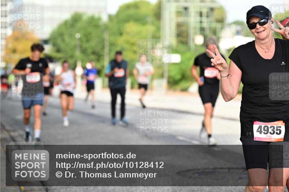 06.09.2026 - CURREX Alsterlauf Dr. Thomas Lammeyer http://msf.ph/oto/10128412 06.09.2026 09:49:05 Laufen 4935 meine-sportfotos.de