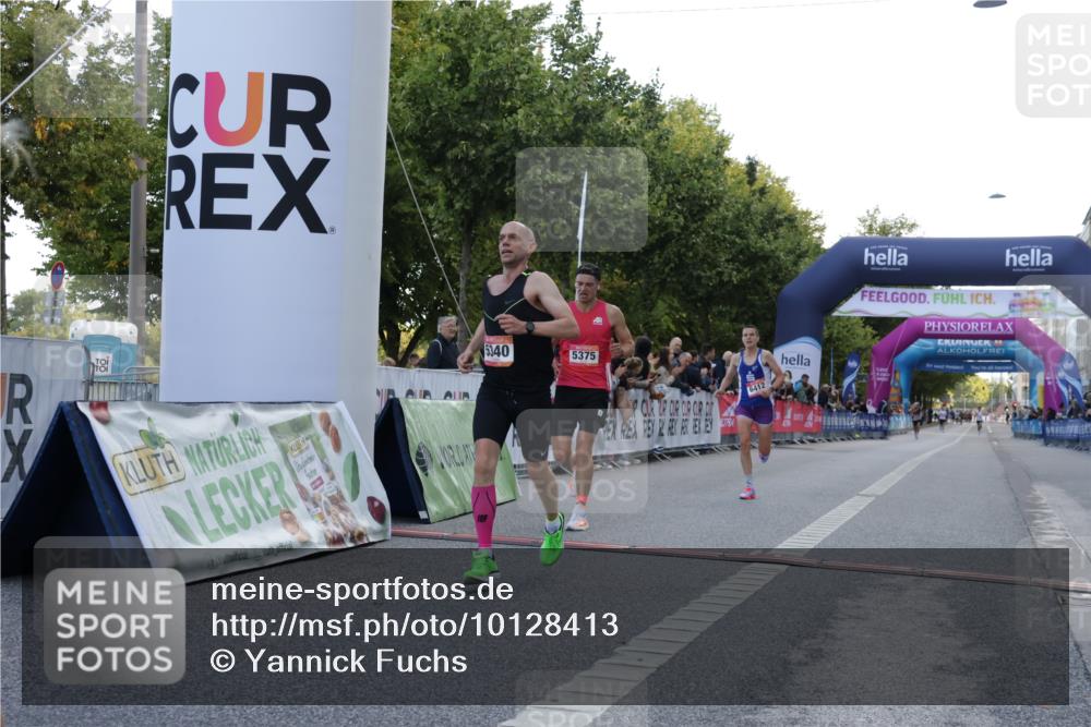 06.09.2026 - CURREX Alsterlauf Yannick Fuchs http://msf.ph/oto/10128413 06.09.2026 09:36:46 Ziel 26, 2813, 5340, 5375, 5444, 5490, 5972, 6412 meine-sportfotos.de
