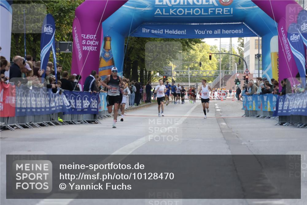 06.09.2026 - CURREX Alsterlauf Yannick Fuchs http://msf.ph/oto/10128470 06.09.2026 09:36:49 Ziel 26, 2813, 5340, 5375, 5490, 5972, 6412 meine-sportfotos.de