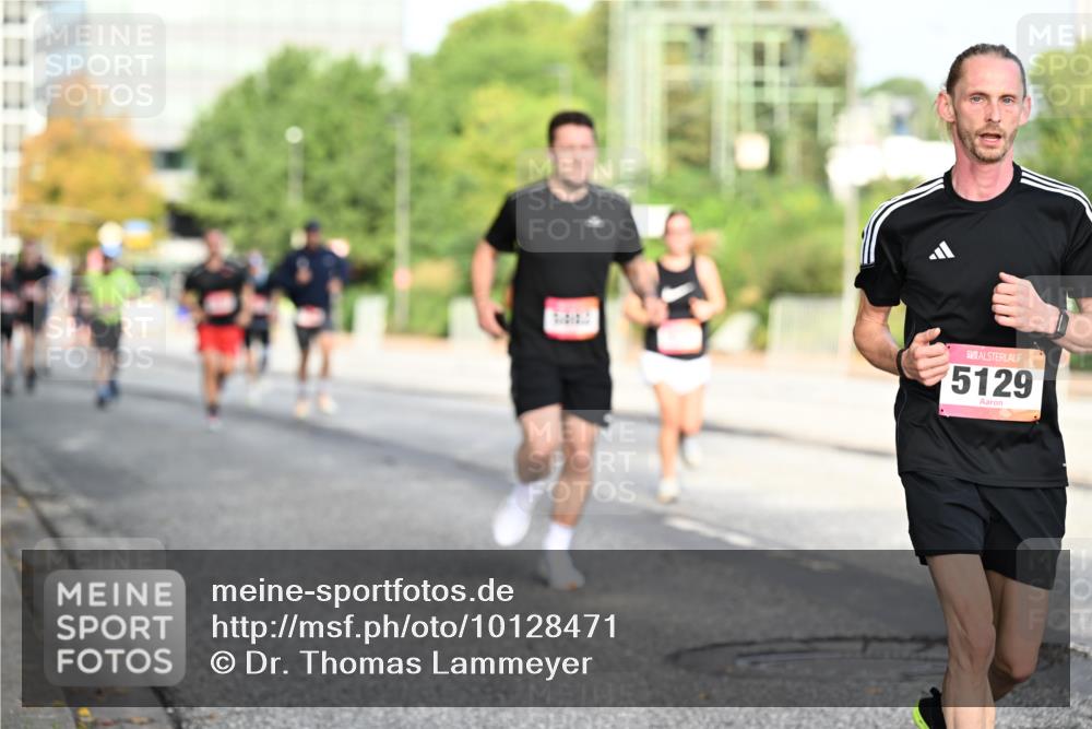 06.09.2026 - CURREX Alsterlauf Dr. Thomas Lammeyer http://msf.ph/oto/10128471 06.09.2026 09:49:11 Laufen 5129 meine-sportfotos.de