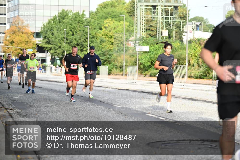 06.09.2026 - CURREX Alsterlauf Dr. Thomas Lammeyer http://msf.ph/oto/10128487 06.09.2026 09:49:12 Laufen 529, 4462, 4005, 2758 meine-sportfotos.de
