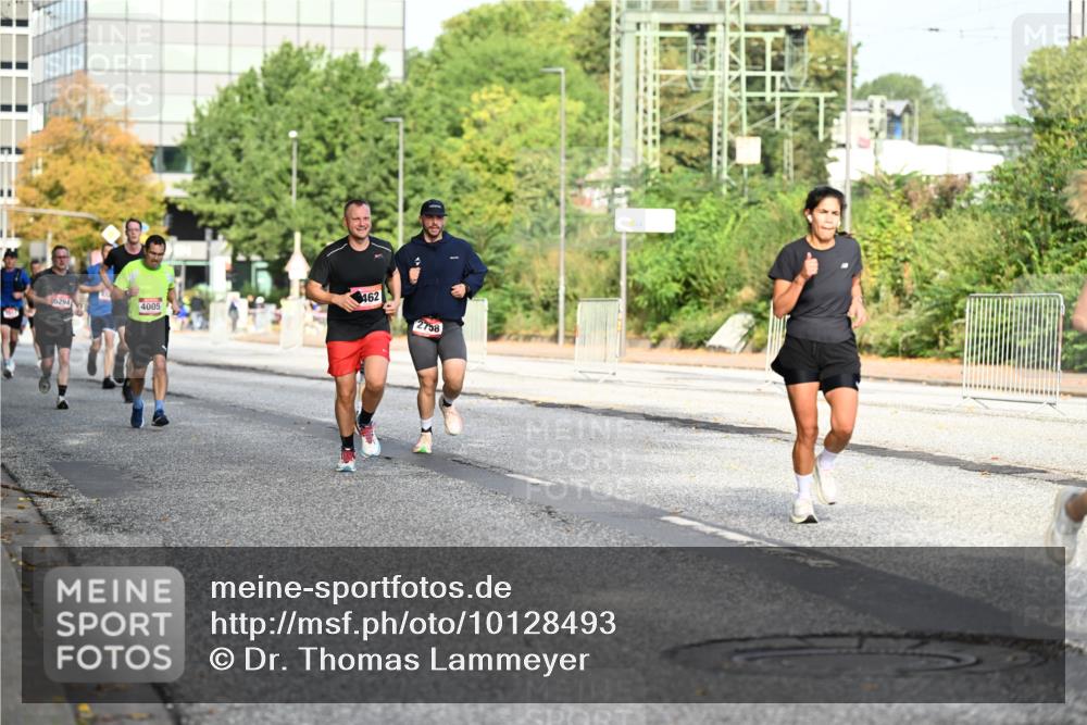 06.09.2026 - CURREX Alsterlauf Dr. Thomas Lammeyer http://msf.ph/oto/10128493 06.09.2026 09:49:13 Laufen 4005, 462, 2758 meine-sportfotos.de