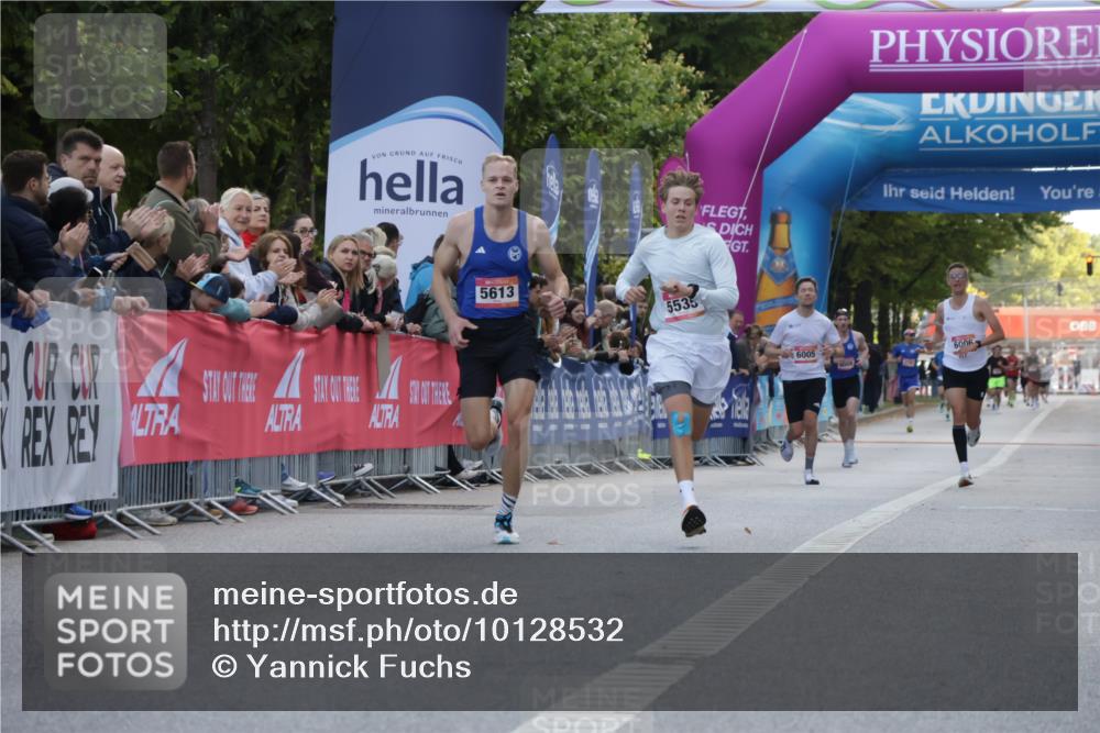 06.09.2026 - CURREX Alsterlauf Yannick Fuchs http://msf.ph/oto/10128532 06.09.2026 09:36:59 Ziel 5344, 5535, 5613 meine-sportfotos.de