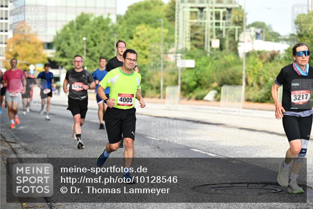 06.09.2026 - CURREX Alsterlauf Dr. Thomas Lammeyer http://msf.ph/oto/10128546 06.09.2026 09:49:18 Laufen 5294, 4005, 3217 meine-sportfotos.de