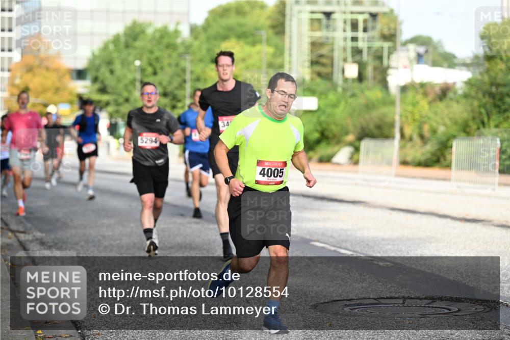 06.09.2026 - CURREX Alsterlauf Dr. Thomas Lammeyer http://msf.ph/oto/10128554 06.09.2026 09:49:19 Laufen 5294, 34, 4005 meine-sportfotos.de