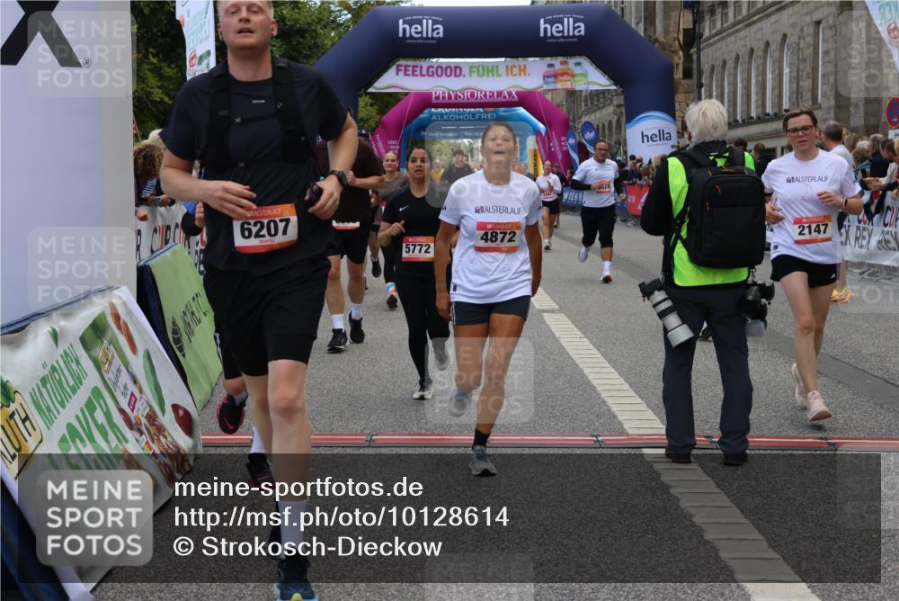 06.09.2026 - CURREX Alsterlauf Strokosch-Dieckow http://msf.ph/oto/10128614 06.09.2026 10:02:20 Ziel 2147, 2389, 2700, 3613, 3728, 4363, 4459, 4817, 4872, 5075, 5079, 5109, 5328, 5539, 5540, 5728, 5772, 5893, 6207, 6383 meine-sportfotos.de