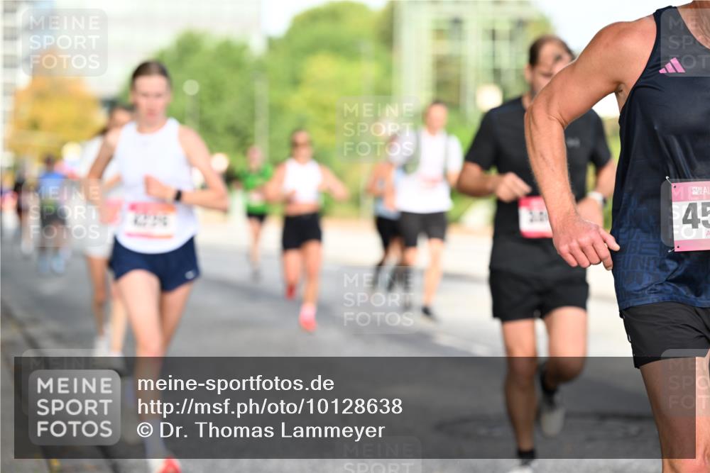 06.09.2026 - CURREX Alsterlauf Dr. Thomas Lammeyer http://msf.ph/oto/10128638 06.09.2026 09:49:30 Laufen 45 meine-sportfotos.de