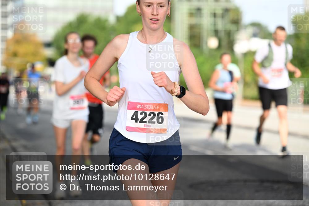06.09.2026 - CURREX Alsterlauf Dr. Thomas Lammeyer http://msf.ph/oto/10128647 06.09.2026 09:49:31 Laufen 4226 meine-sportfotos.de