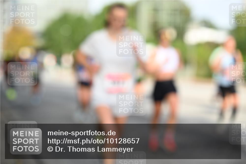 06.09.2026 - CURREX Alsterlauf Dr. Thomas Lammeyer http://msf.ph/oto/10128657 06.09.2026 09:49:32 Laufen  meine-sportfotos.de