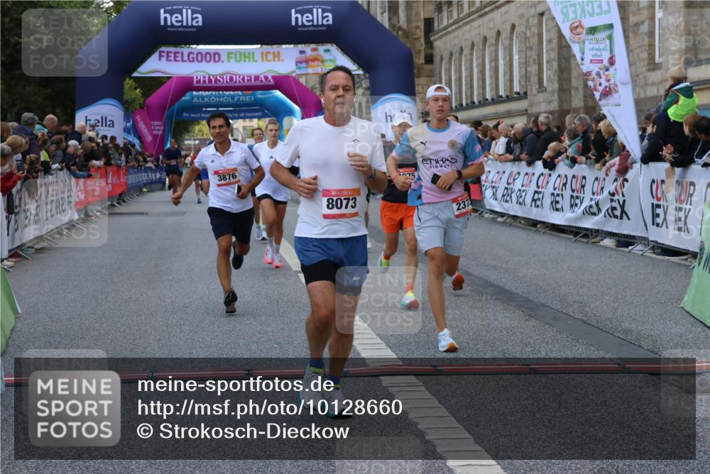 06.09.2026 - CURREX Alsterlauf Strokosch-Dieckow http://msf.ph/oto/10128660 06.09.2026 09:49:36 Ziel 2112, 2373, 2577, 2812, 2961, 3033, 3246, 3876, 4240, 4275, 4896, 5605, 5760, 6035, 6358, 6369, 8073, 8234 meine-sportfotos.de