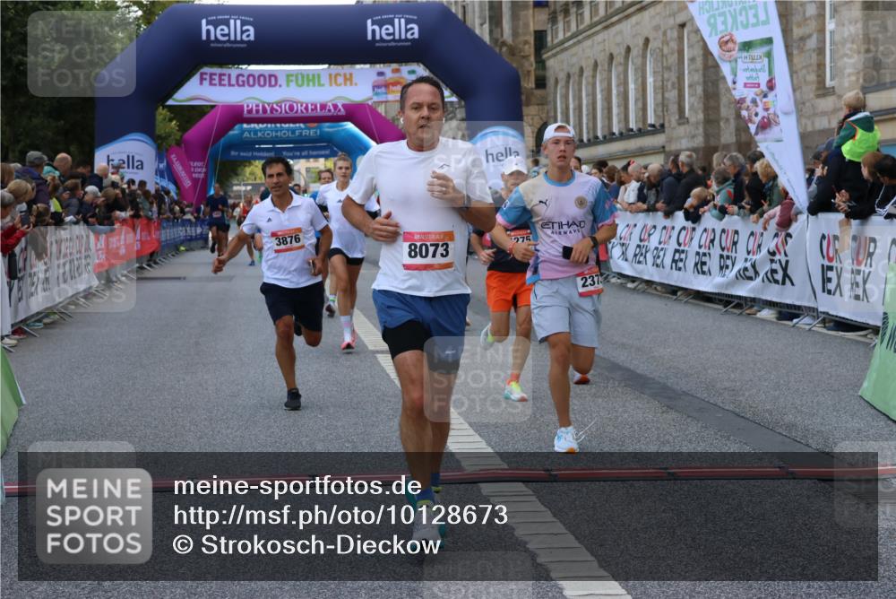 06.09.2026 - CURREX Alsterlauf Strokosch-Dieckow http://msf.ph/oto/10128673 06.09.2026 09:49:36 Ziel 2112, 2373, 2577, 2812, 2961, 3033, 3246, 3876, 4240, 4275, 4896, 5605, 5760, 6035, 6358, 6369, 8073, 8234 meine-sportfotos.de