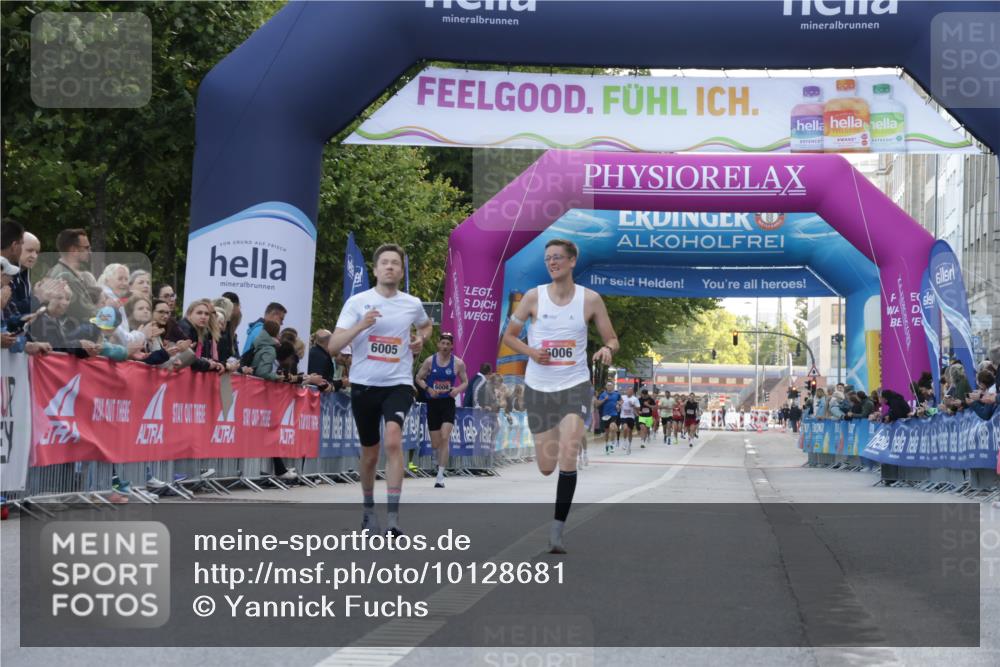 06.09.2026 - CURREX Alsterlauf Yannick Fuchs http://msf.ph/oto/10128681 06.09.2026 09:37:04 Ziel 5344, 5535, 5613, 6005, 6006 meine-sportfotos.de