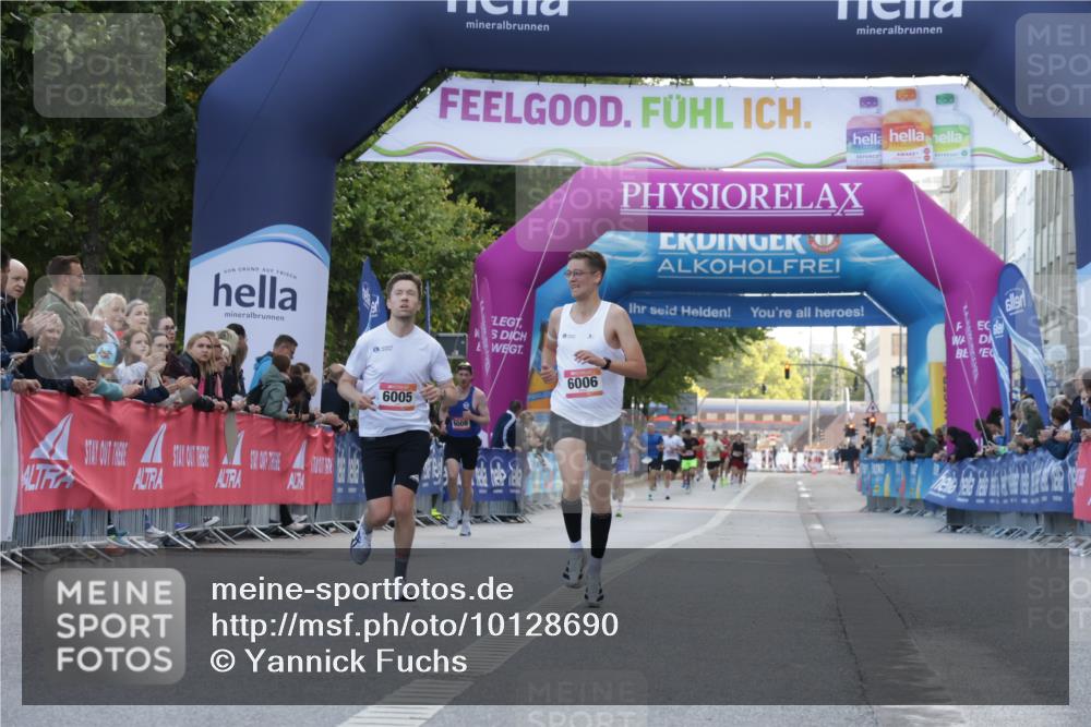 06.09.2026 - CURREX Alsterlauf Yannick Fuchs http://msf.ph/oto/10128690 06.09.2026 09:37:04 Ziel 5344, 5535, 5613, 6005, 6006 meine-sportfotos.de