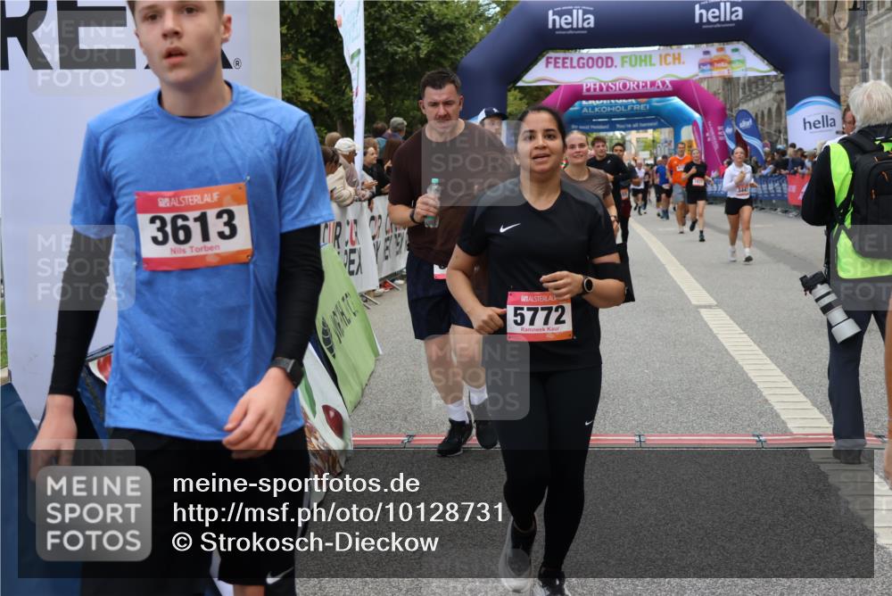 06.09.2026 - CURREX Alsterlauf Strokosch-Dieckow http://msf.ph/oto/10128731 06.09.2026 10:02:22 Ziel 2147, 2389, 2700, 2817, 3447, 3613, 4363, 4459, 4817, 4872, 5075, 5079, 5109, 5328, 5539, 5540, 5655, 5772, 5893, 6207, 6233, 6383 meine-sportfotos.de