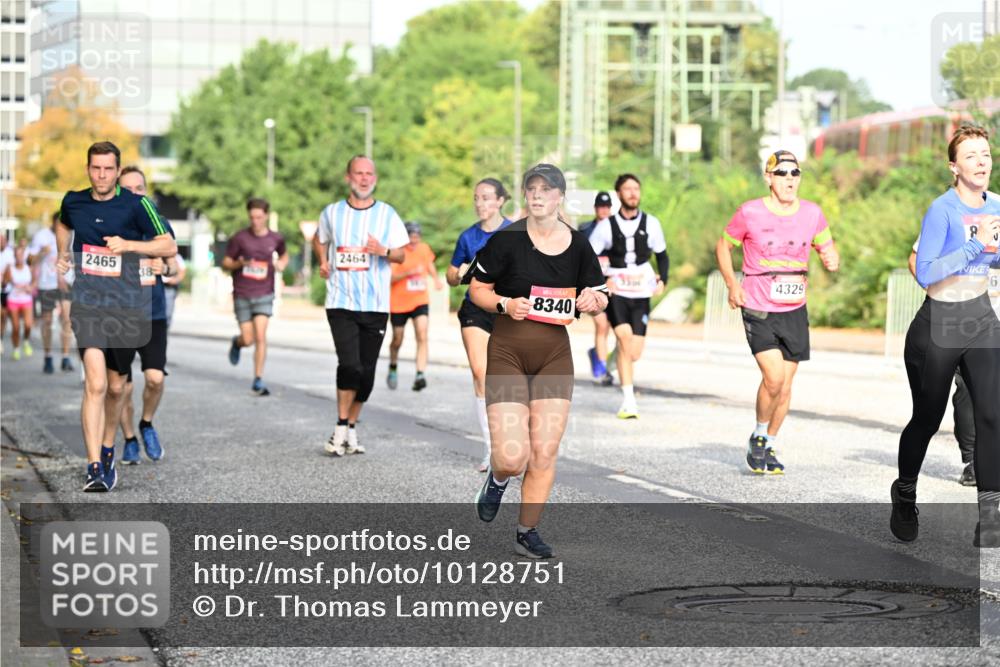 06.09.2026 - CURREX Alsterlauf Dr. Thomas Lammeyer http://msf.ph/oto/10128751 06.09.2026 09:49:43 Laufen 2464, 2465, 38, 4329, 8340, 26 meine-sportfotos.de