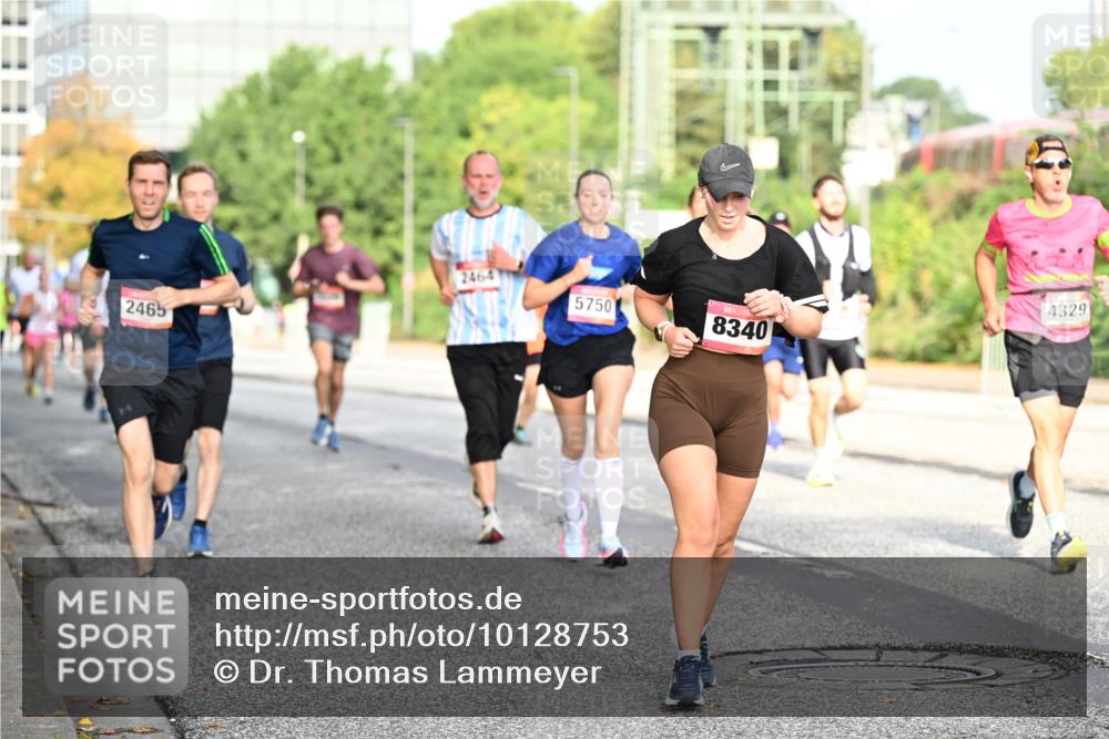06.09.2026 - CURREX Alsterlauf Dr. Thomas Lammeyer http://msf.ph/oto/10128753 06.09.2026 09:49:44 Laufen 2465, 2464, 5750, 8340, 4329 meine-sportfotos.de