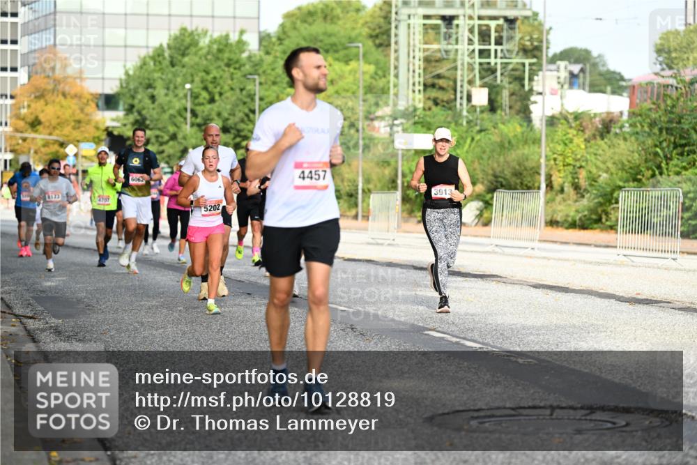 06.09.2026 - CURREX Alsterlauf Dr. Thomas Lammeyer http://msf.ph/oto/10128819 06.09.2026 09:49:50 Laufen 8173, 4707, 6062, 5202, 4457, 3913 meine-sportfotos.de