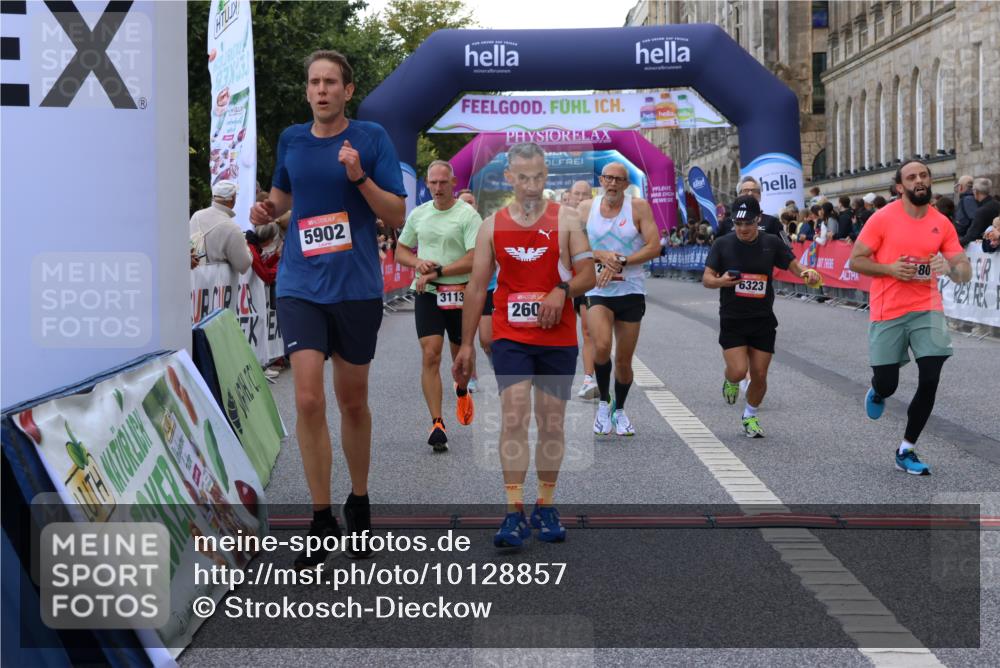 06.09.2026 - CURREX Alsterlauf Strokosch-Dieckow http://msf.ph/oto/10128857 06.09.2026 09:49:47 Ziel 2180, 2609, 2870, 2961, 3063, 3113, 3223, 3368, 4112, 4212, 5175, 5347, 5902, 6323, 8234, 8337 meine-sportfotos.de