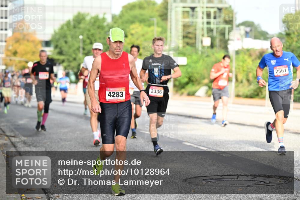 06.09.2026 - CURREX Alsterlauf Dr. Thomas Lammeyer http://msf.ph/oto/10128964 06.09.2026 09:50:05 Laufen 4283, 2336, 2561 meine-sportfotos.de