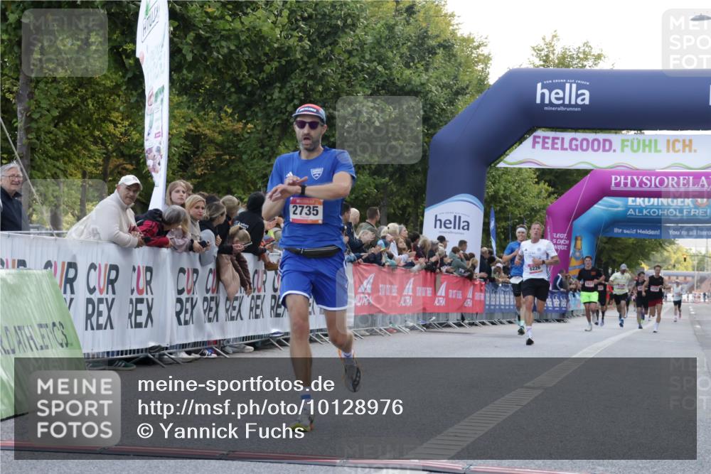 06.09.2026 - CURREX Alsterlauf Yannick Fuchs http://msf.ph/oto/10128976 06.09.2026 09:37:19 Ziel 2735, 6008 meine-sportfotos.de