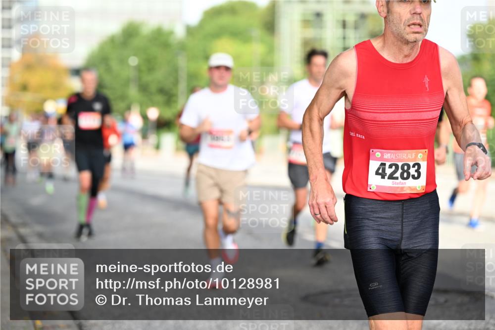 06.09.2026 - CURREX Alsterlauf Dr. Thomas Lammeyer http://msf.ph/oto/10128981 06.09.2026 09:50:06 Laufen 4283, 100 meine-sportfotos.de