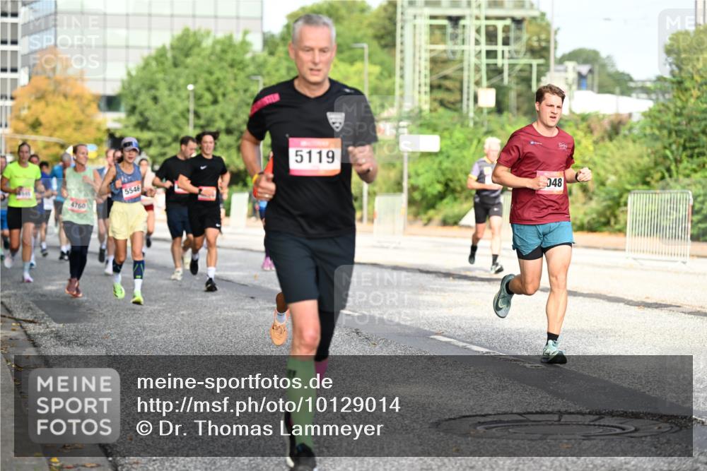 06.09.2026 - CURREX Alsterlauf Dr. Thomas Lammeyer http://msf.ph/oto/10129014 06.09.2026 09:50:09 Laufen 4760, 5546, 5119, 048 meine-sportfotos.de