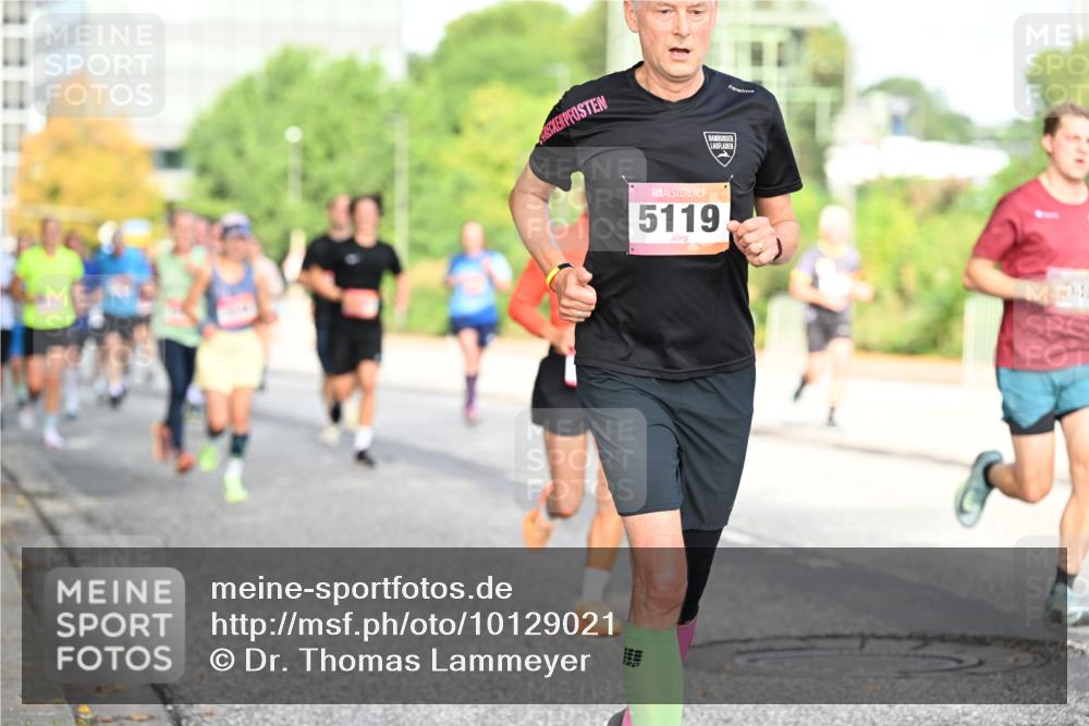 06.09.2026 - CURREX Alsterlauf Dr. Thomas Lammeyer http://msf.ph/oto/10129021 06.09.2026 09:50:10 Laufen 5119, 045 meine-sportfotos.de