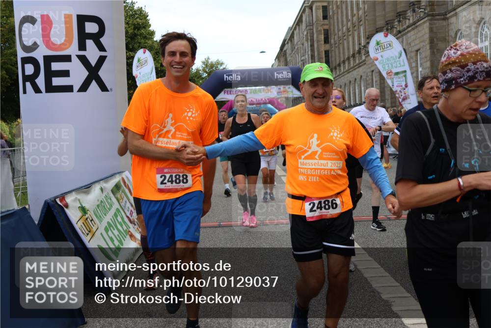 06.09.2026 - CURREX Alsterlauf Strokosch-Dieckow http://msf.ph/oto/10129037 06.09.2026 10:02:37 Ziel 2135, 2304, 2486, 2488, 2702, 2886, 2954, 3028, 3042, 3089, 3221, 3222, 3532, 3584, 3790, 3858, 3882, 4173, 4263, 4285, 4325, 4550, 4594, 4624, 5379, 5517, 5908, 6120, 6174, 6203, 6431, 8121, 8244, 8268, 8331 meine-sportfotos.de
