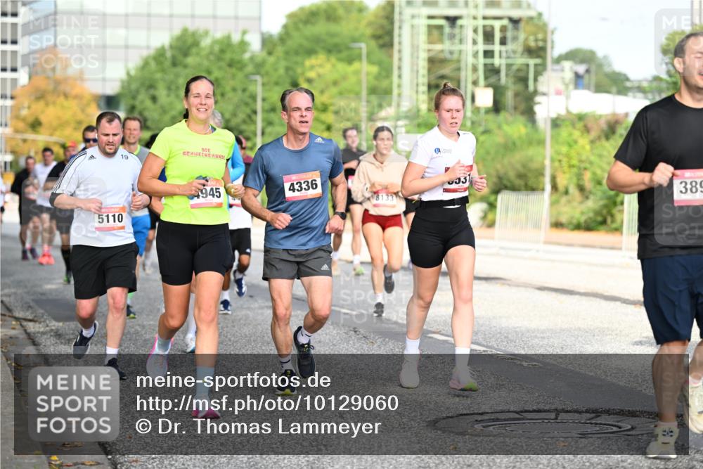 06.09.2026 - CURREX Alsterlauf Dr. Thomas Lammeyer http://msf.ph/oto/10129060 06.09.2026 09:50:15 Laufen 5110, 19, 945, 4336, 389 meine-sportfotos.de