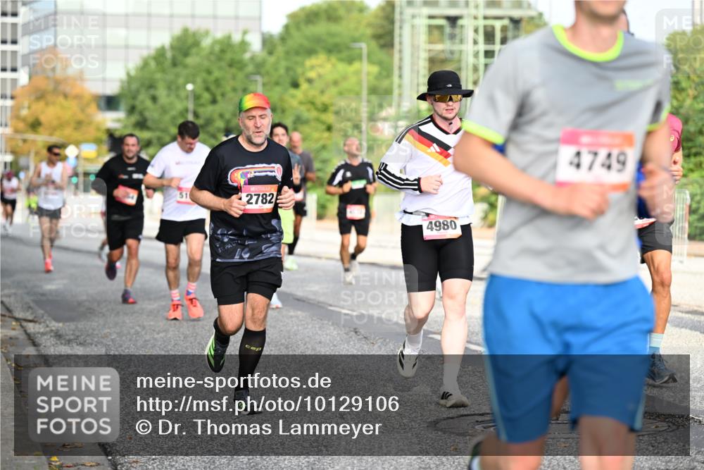 06.09.2026 - CURREX Alsterlauf Dr. Thomas Lammeyer http://msf.ph/oto/10129106 06.09.2026 09:50:20 Laufen 51, 2782, 4980, 4749 meine-sportfotos.de