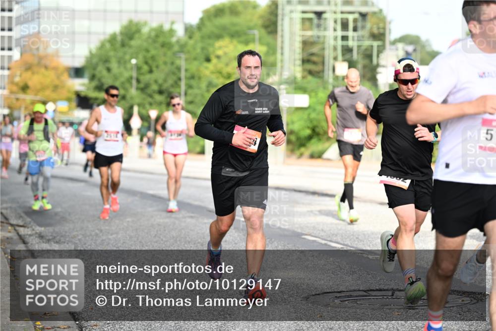 06.09.2026 - CURREX Alsterlauf Dr. Thomas Lammeyer http://msf.ph/oto/10129147 06.09.2026 09:50:23 Laufen 5 meine-sportfotos.de