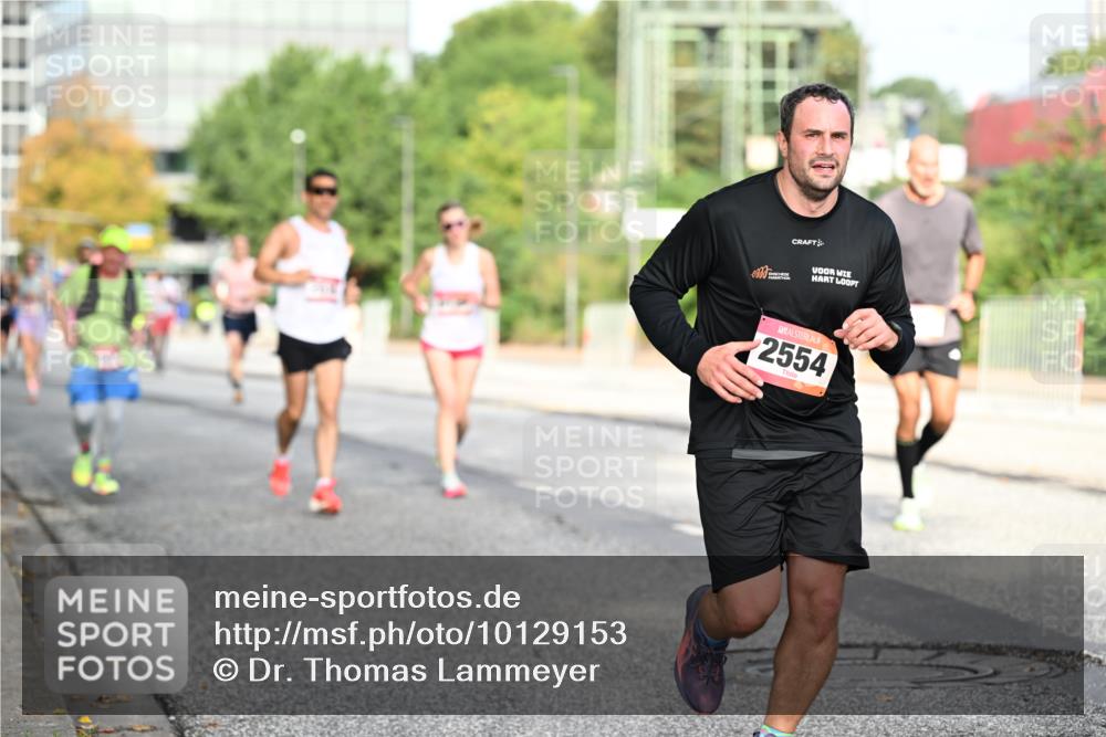 06.09.2026 - CURREX Alsterlauf Dr. Thomas Lammeyer http://msf.ph/oto/10129153 06.09.2026 09:50:24 Laufen 2554 meine-sportfotos.de