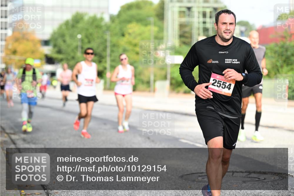 06.09.2026 - CURREX Alsterlauf Dr. Thomas Lammeyer http://msf.ph/oto/10129154 06.09.2026 09:50:24 Laufen 2554 meine-sportfotos.de