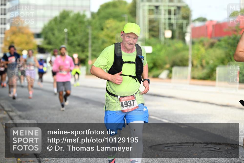 06.09.2026 - CURREX Alsterlauf Dr. Thomas Lammeyer http://msf.ph/oto/10129195 06.09.2026 09:50:29 Laufen 4937 meine-sportfotos.de