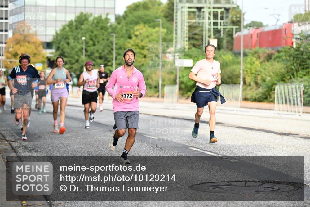 06.09.2026 - CURREX Alsterlauf Dr. Thomas Lammeyer http://msf.ph/oto/10129214 06.09.2026 09:50:30 Laufen 5590, 4617, 4808, 372, 6455 meine-sportfotos.de