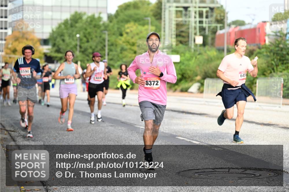 06.09.2026 - CURREX Alsterlauf Dr. Thomas Lammeyer http://msf.ph/oto/10129224 06.09.2026 09:50:31 Laufen 5590, 6372, 645 meine-sportfotos.de